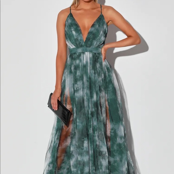 Lulu’s dress - Picture 2 of 2